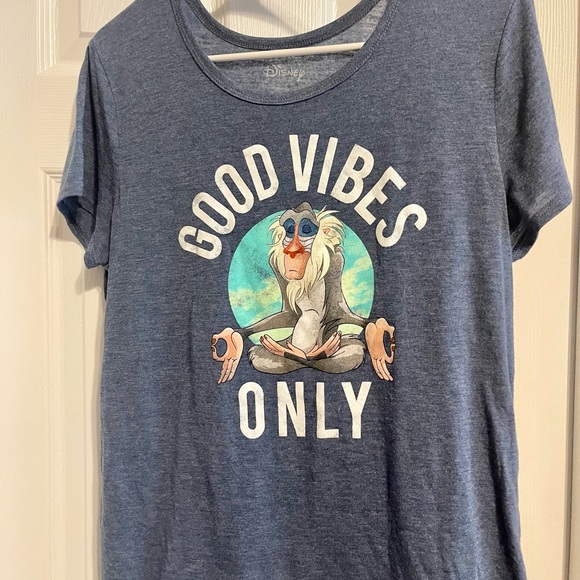 Disney Good vibes TShirt - Picture 1 of 5